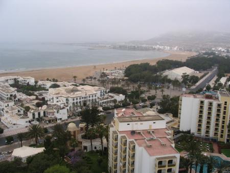 je vx presente ma ville natal qui s'appelle agadir il est tres belle